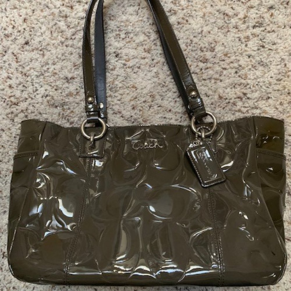 Coach medium sized handbag gray